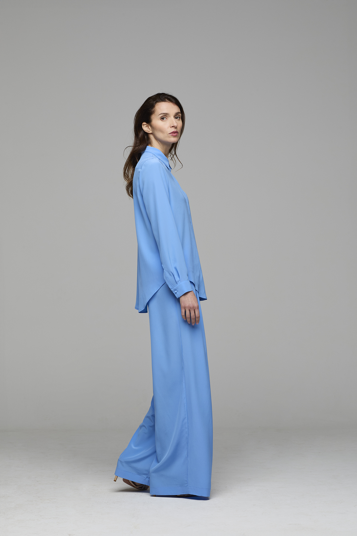 Camicia in seta azzurra